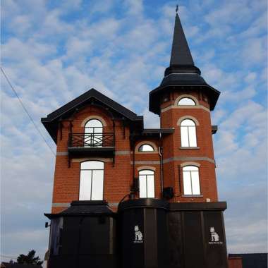 Club échangiste mi-noï