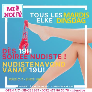 Couple Soirée nudiste & après-midi gang bang 
